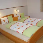 Haus Marlene ראוריס
